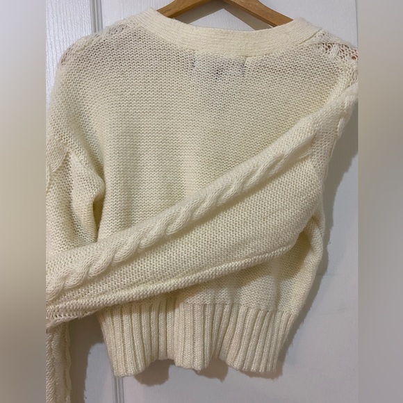 Kendall & Kylie Cream White Crop cozy knit cardigan - Picture 3 of 4
